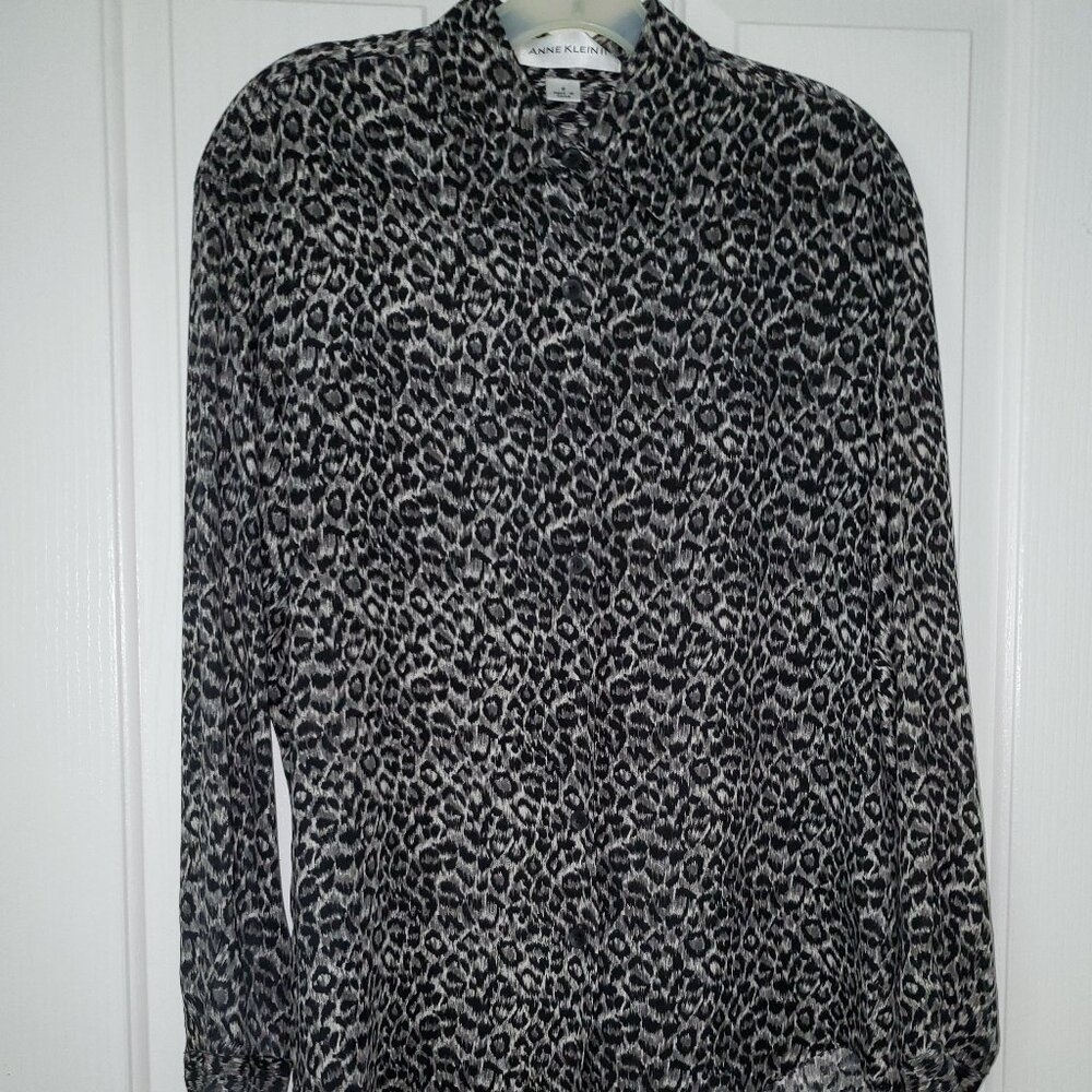 Anne Klein Vintage Leopard Print Button Front Shirt, Black and Gray Silk
